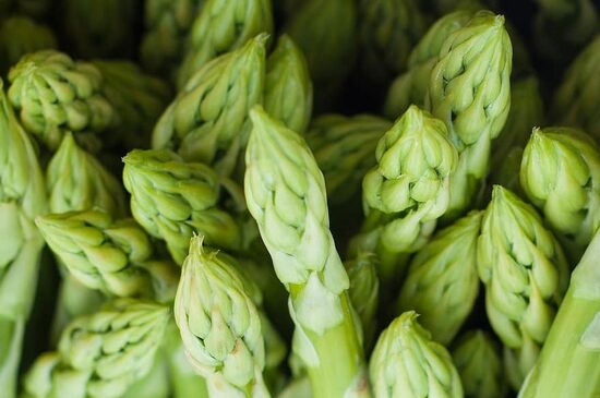 Senais sparģelis – zaļā klasika no Latvijas dārziem